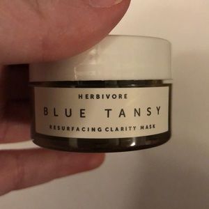 Herbivore blue tansy resurfacing clarity mask